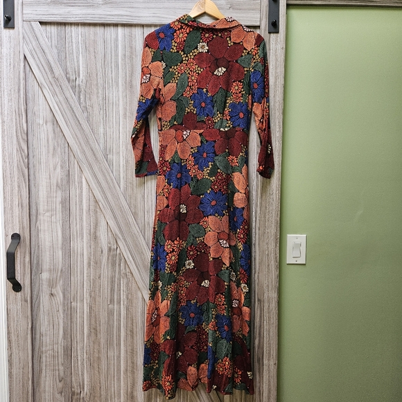 Farm Rio Black Stitched Flowers Maxi Dress - Picture 14 of 16